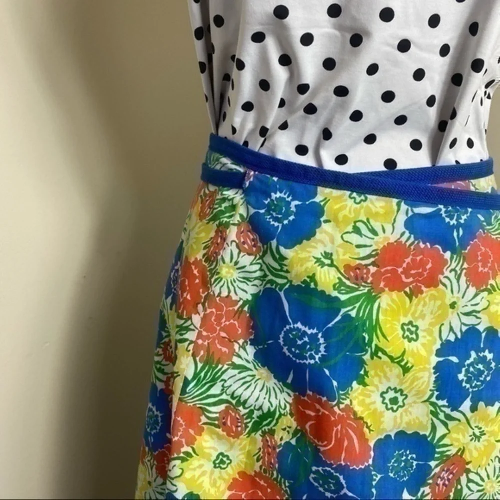 60s/70s reversible wrap skirt. Blue yellow. Vintage. Large. Floral.